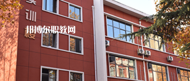 2023西安桃李旅游烹飪專(zhuān)修學(xué)院招生計(jì)劃 招生人數(shù)是多少(附要求、條件、對(duì)象)