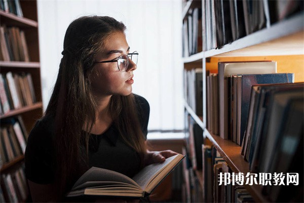 衡陽(yáng)職業(yè)中等專業(yè)學(xué)?！∮心男┱猩鷮I(yè)（2023年）