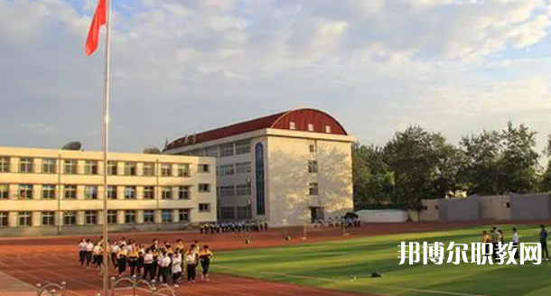 唐山市第一職業(yè)中等專業(yè)學(xué)校地址，乘車路線