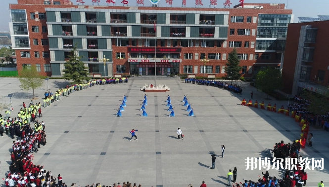 三門峽市湖濱區(qū)中等職業(yè)教育學(xué)校地址，乘車路線