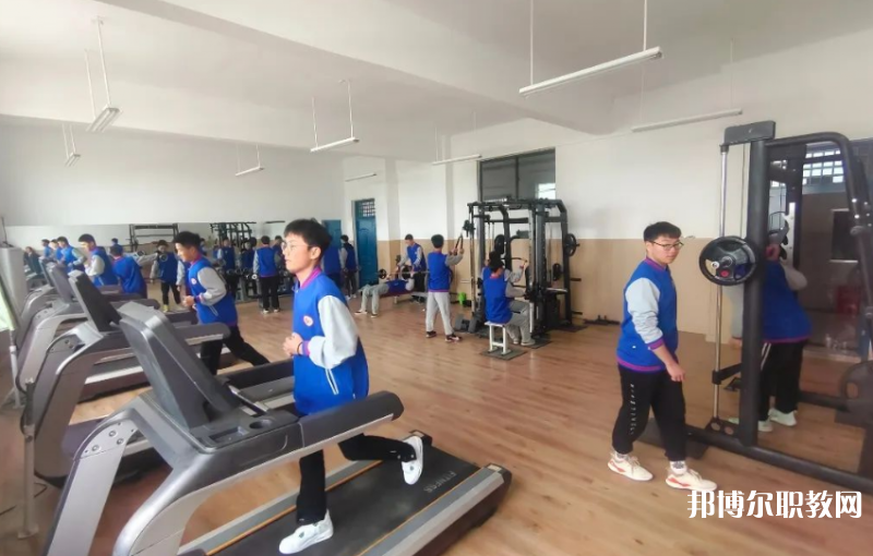 周口市潁河職業(yè)中等專業(yè)學(xué)校地址，乘車路線