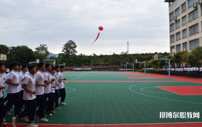 2024靈川縣職業(yè)中等專業(yè)學(xué)校招生計劃 招生人數(shù)是多少(附要求、條件、對象)