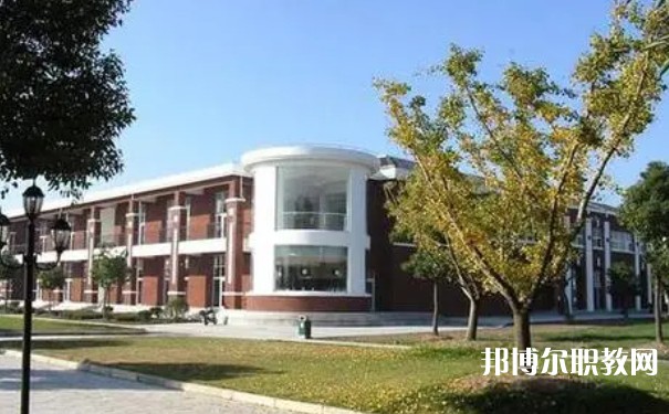 晉城虹橋技校怎么樣、好不好
