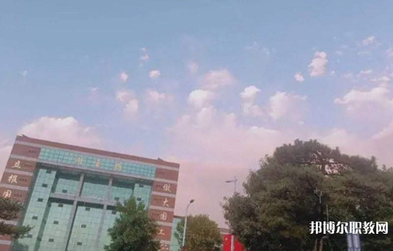 2024萊蕪航空中等專業(yè)學(xué)校招生計(jì)劃 招生人數(shù)是多少(附要求、條件、對(duì)象)