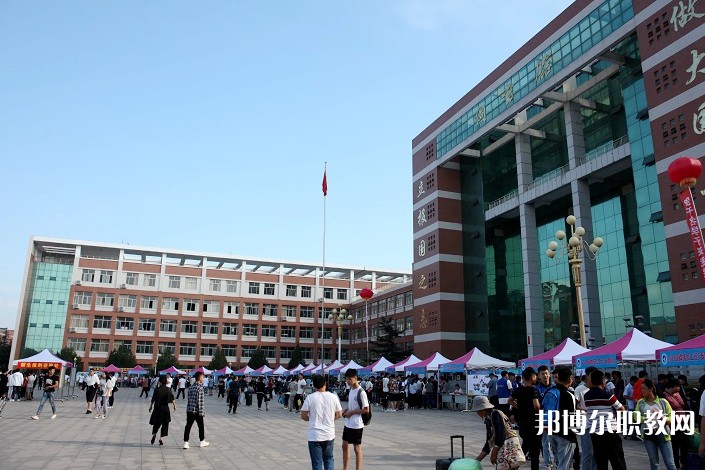 萊蕪航空中等專業(yè)學(xué)校怎么樣、好不好