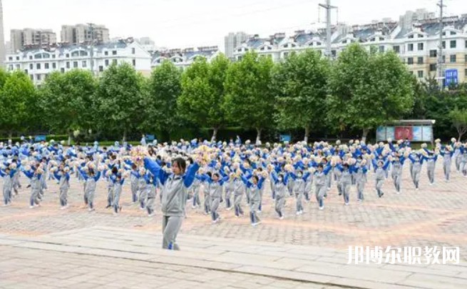 青島西海岸新區(qū)黃海職業(yè)學(xué)校怎么樣、好不好
