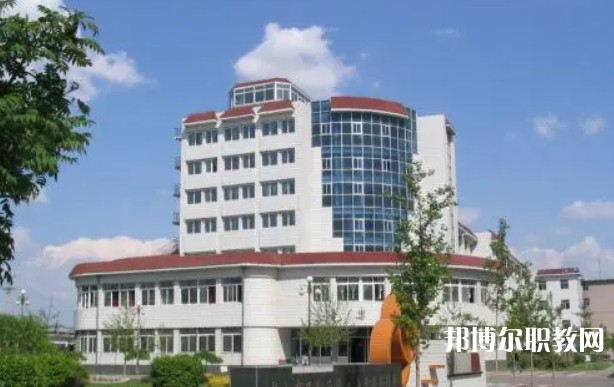 2024鞍山市廣播電視學(xué)校招生計(jì)劃 招生人數(shù)是多少(附要求、條件、對(duì)象)