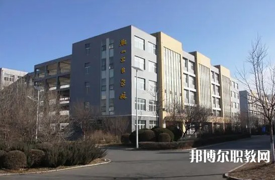 2024鞍山衛(wèi)生學(xué)校招生計(jì)劃 招生人數(shù)是多少(附要求、條件、對(duì)象)