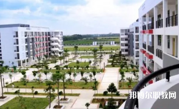 2024本溪市衛(wèi)生學(xué)校招生計(jì)劃 招生人數(shù)是多少(附要求、條件、對(duì)象)