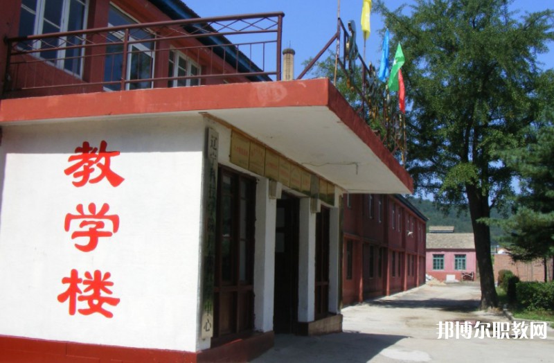 2024丹東市圣林中等職業(yè)技術(shù)專業(yè)學校招生計劃 招生人數(shù)是多少(附要求、條件、對象)