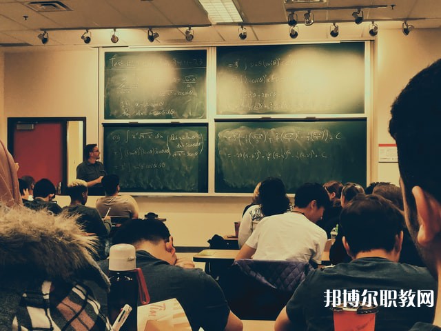 貴州哪里的中專學校能讀電子商務(wù)專業(yè)專業(yè)