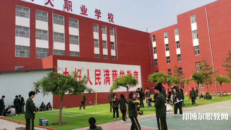 呂梁宏大職業(yè)學(xué)校地址，乘車路線