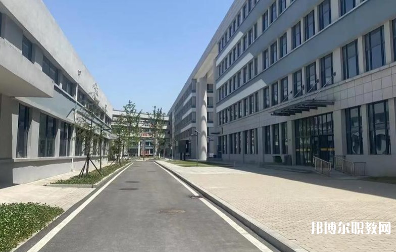 安徽省工業(yè)高級(jí)技工學(xué)校怎么樣、好不好