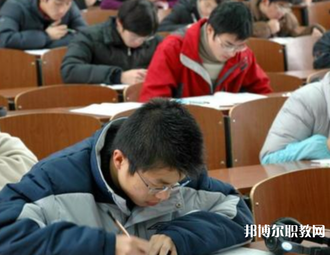 2025北海中專(zhuān)學(xué)校最新排名前三名單